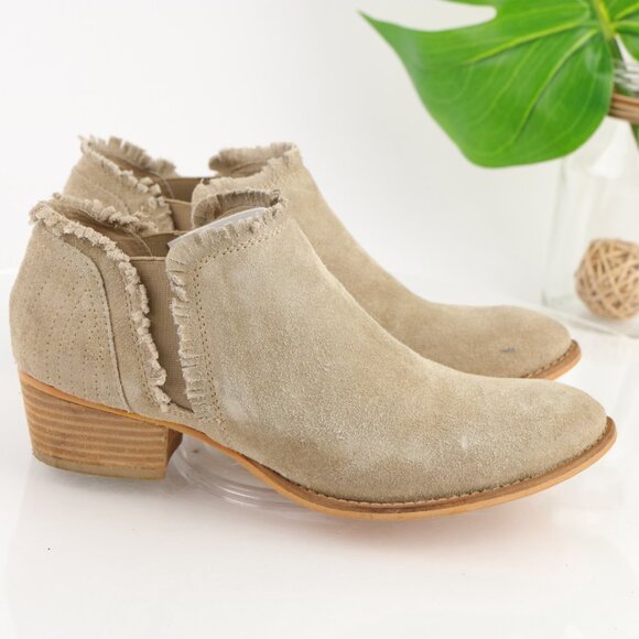 Rebels Womens Chlesea Boot Size 10 Tan Beige Suede Fringe Trim Block Heel - Picture 5 of 11